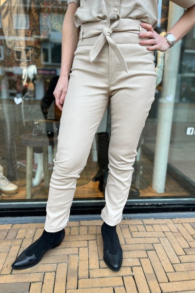 Ibana pants leather almond/white paxton