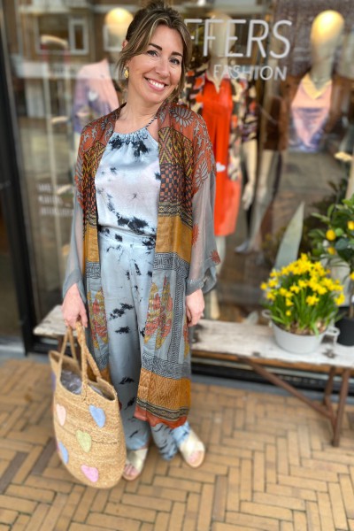 Maison Hotel Victor kimono sunset grey